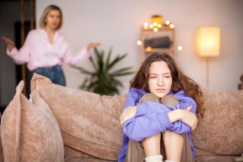 8 Tips For Moms Raising Teenage Daughters To Fight Less And Connect